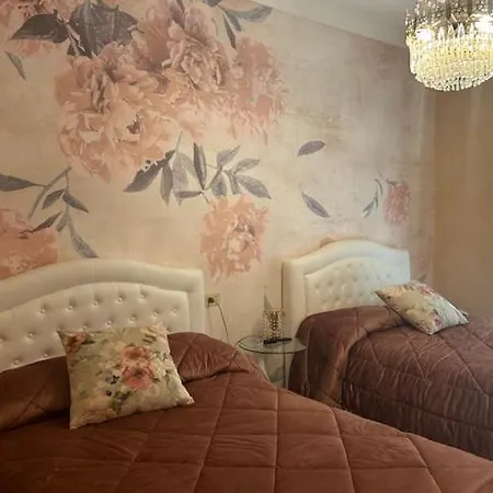 & Grossa Hotel