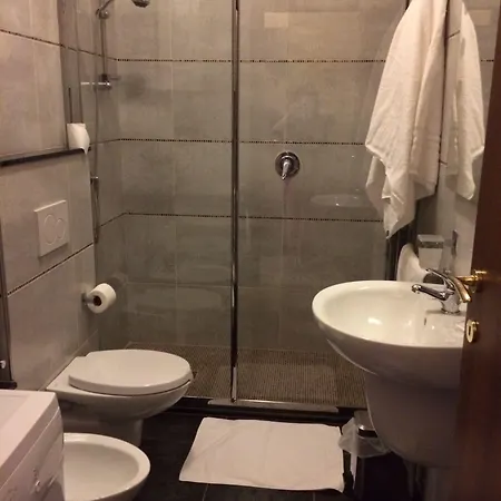 Hotel & Grossa
