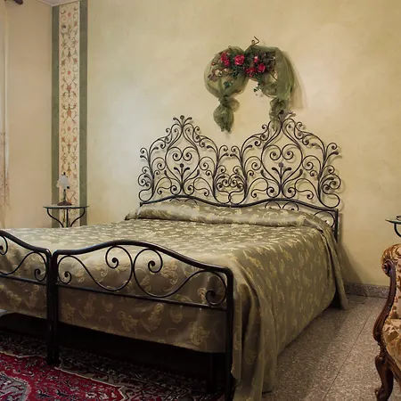 & Grossa Hotel 3*